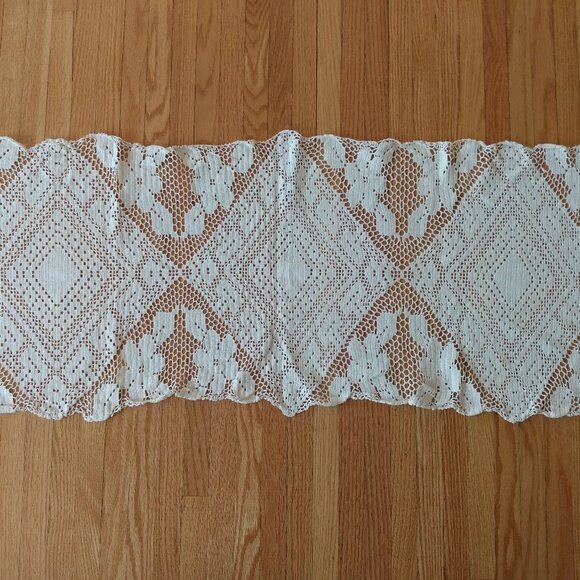 Vintage Filet Crochet Table Runner 40.5" by 17" Diamonds Flowers White Cotton - Picture 1 of 14